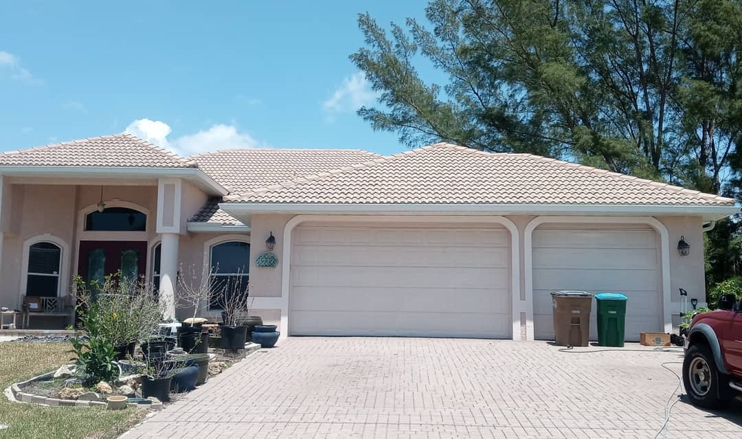 Roof Cleaning Cape Coral FL